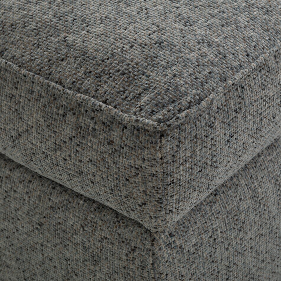  la di da traditional sofas   