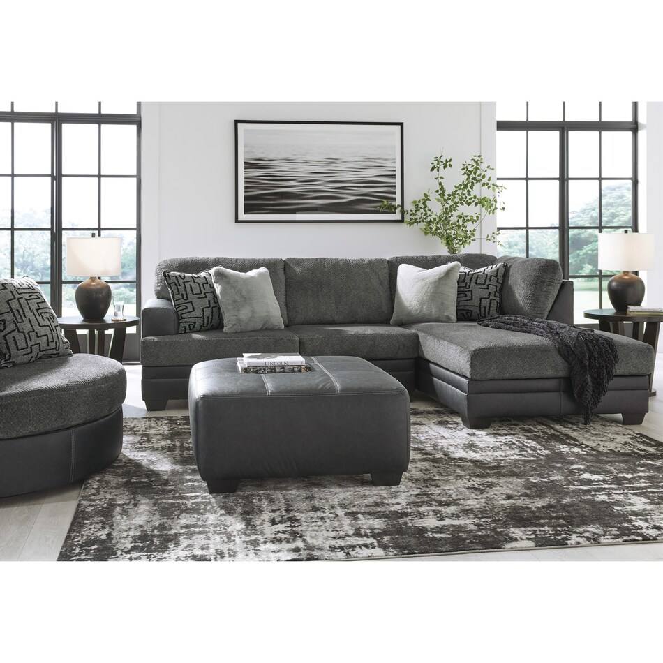 a n a ottoman  room image  