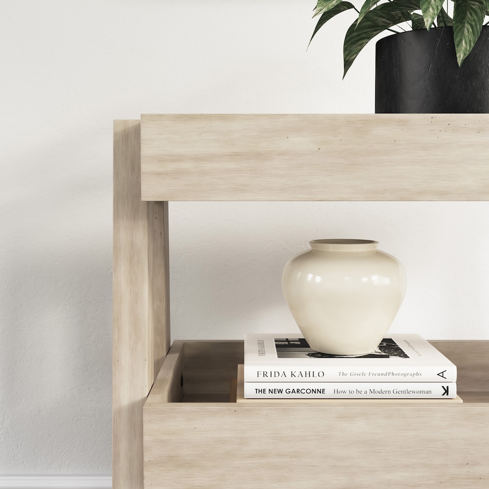 a end chairside table  room image  