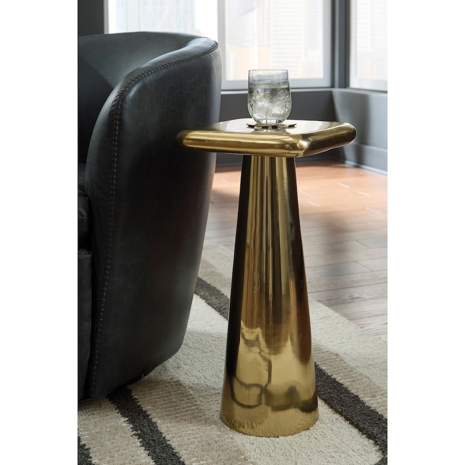 a accent table   