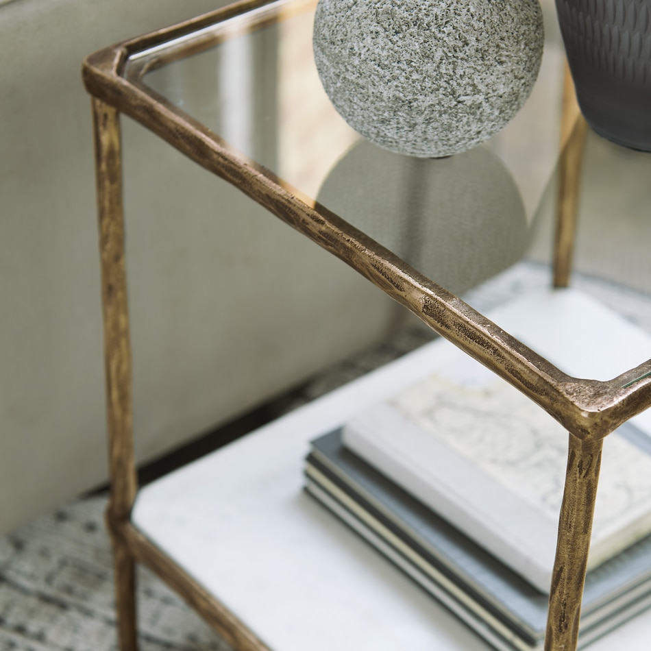a accent table  room image  