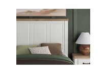 a white bed package aqn  