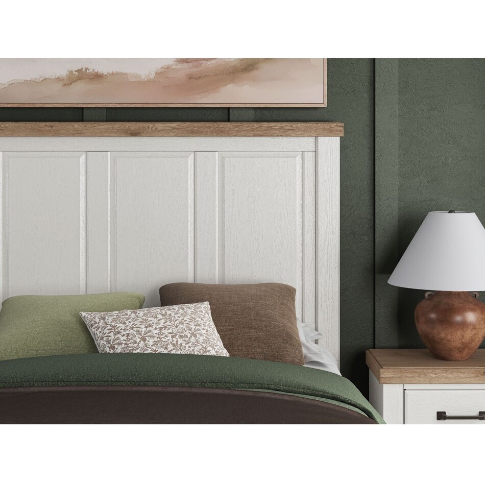 a white bed package aqn  