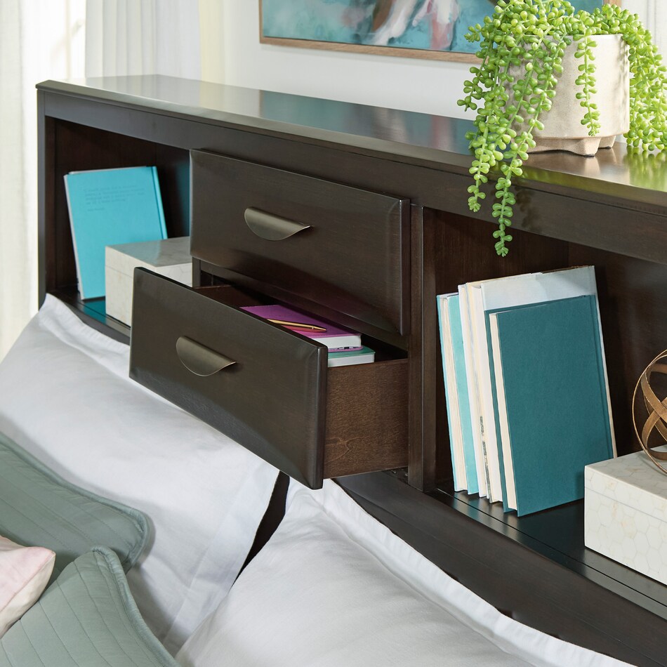 a brown bed package abqn  