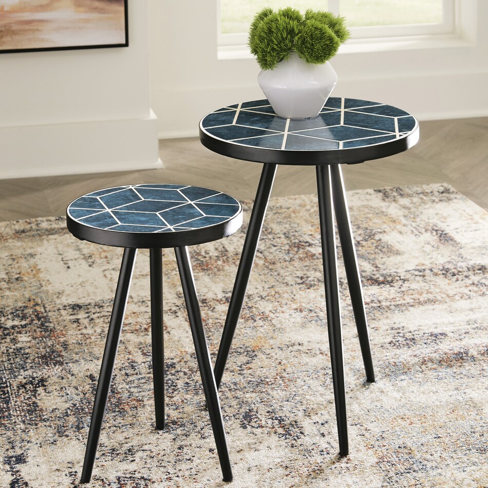 a end chairside table  room image  