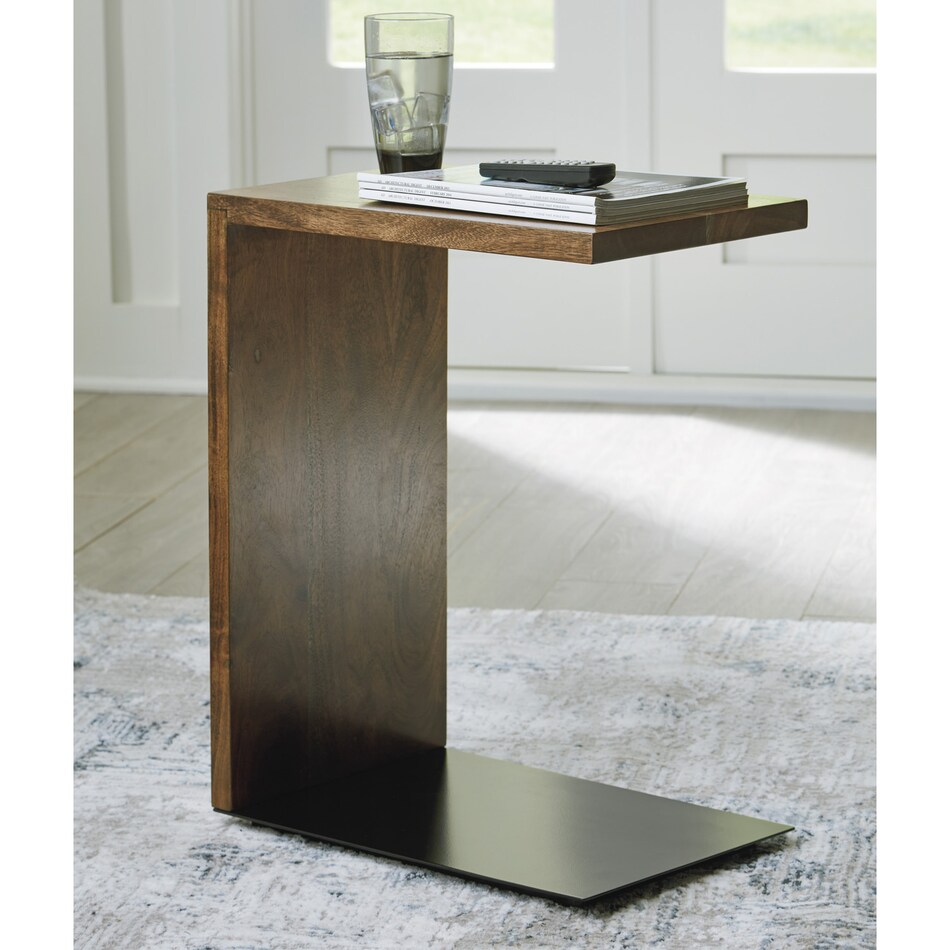 a accent table  room image  