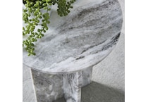 a accent table  room image  