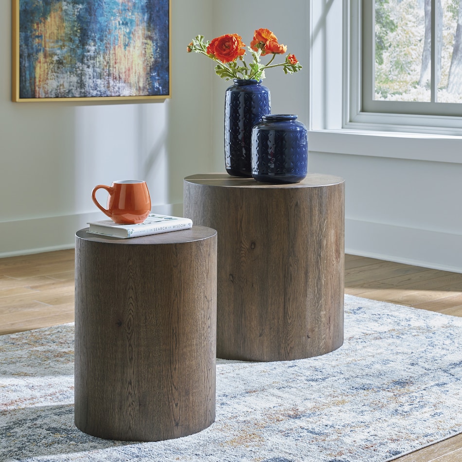 a end chairside table  room image  