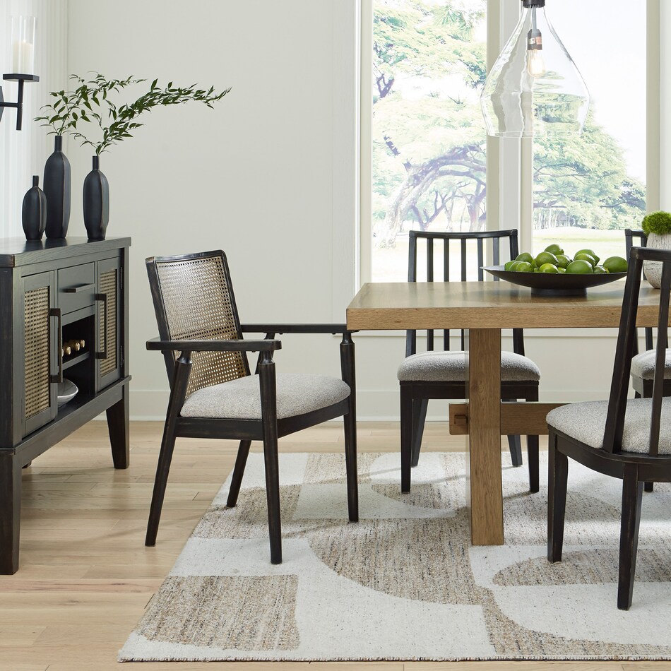 a black fab chair seat   