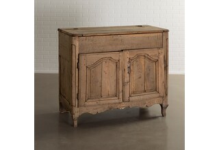 ah antique bedroom   
