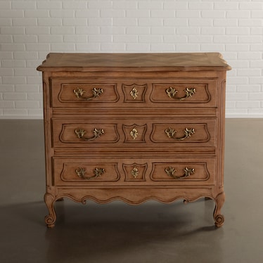 Antique Chest of Drawers