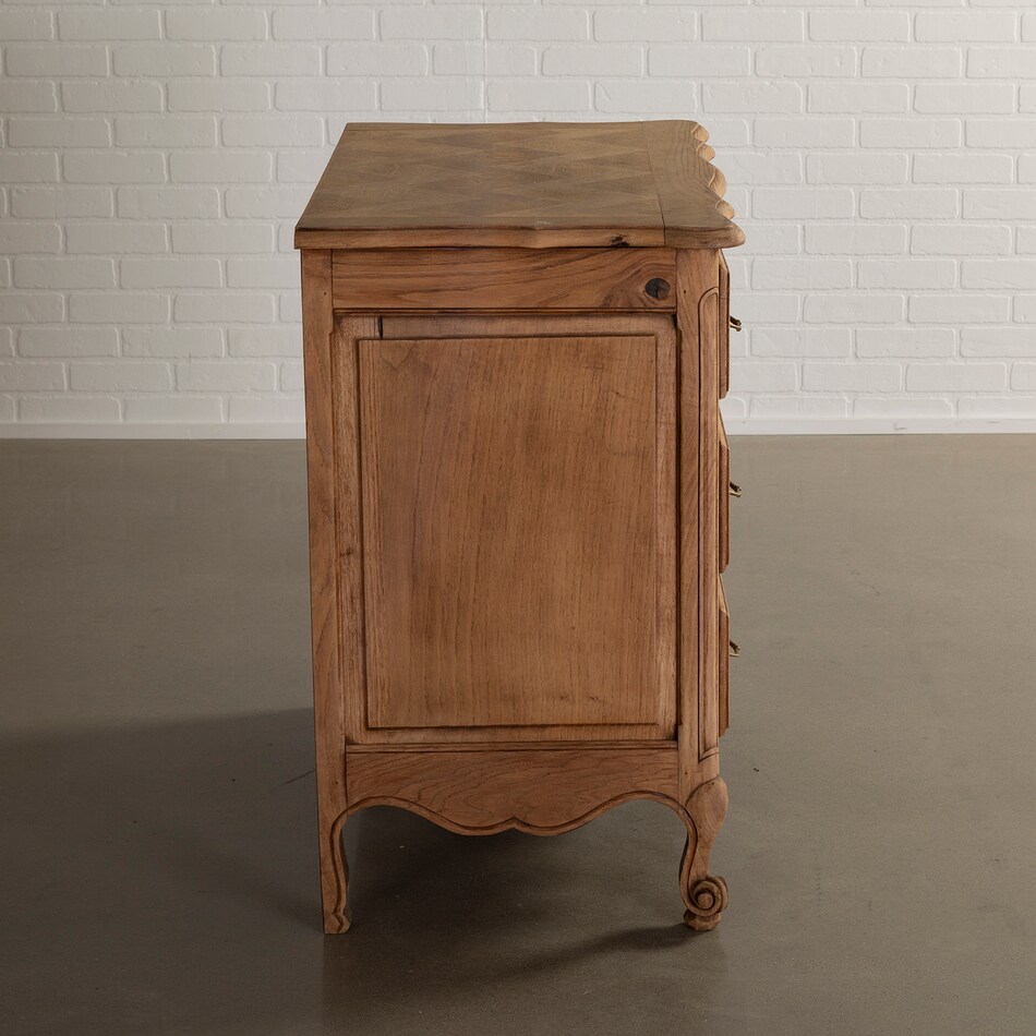 ah antique bedroom   