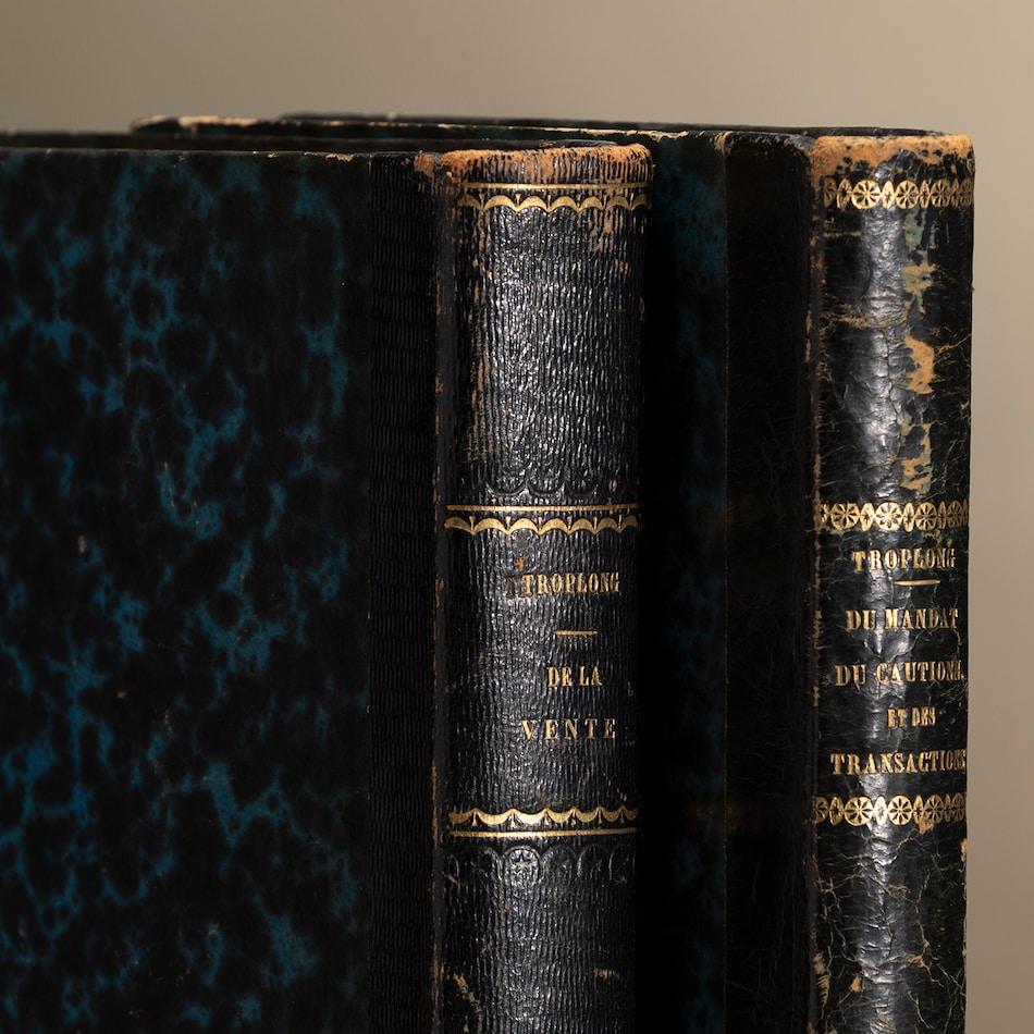 antique art accessories   