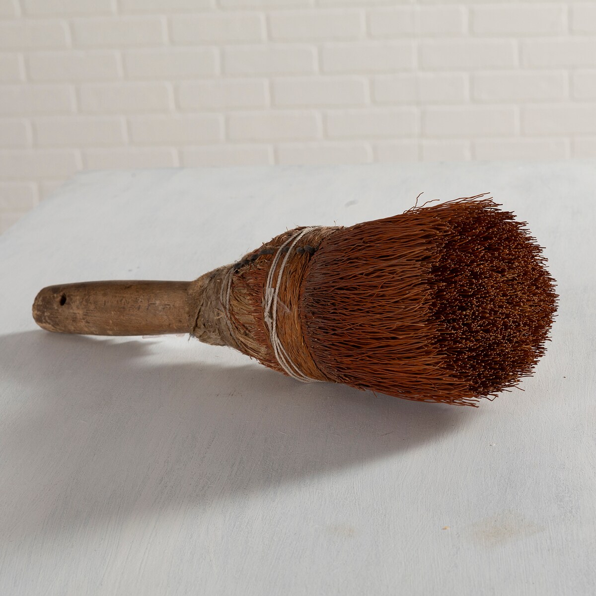 antique art accessories