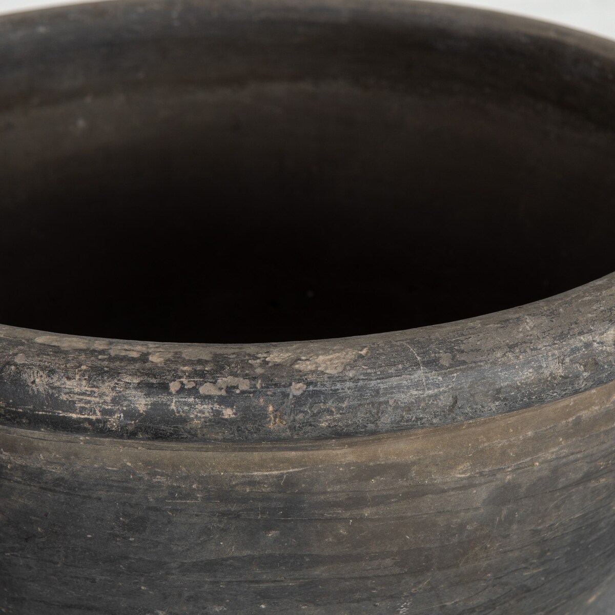 antique art accessories