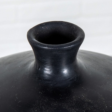 Beda Oval Vase