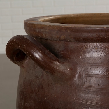 Antique Brown Planter