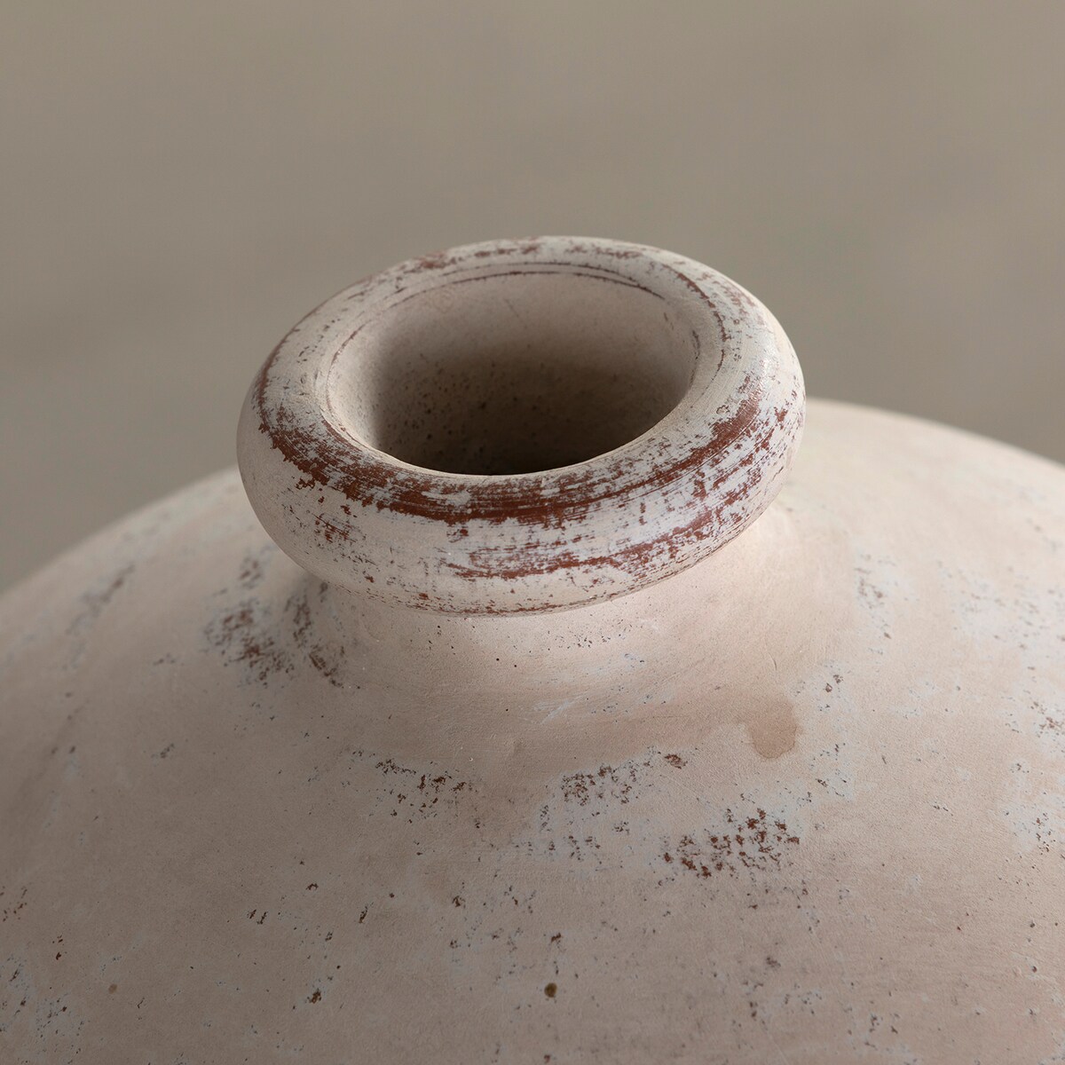 antique art accessories