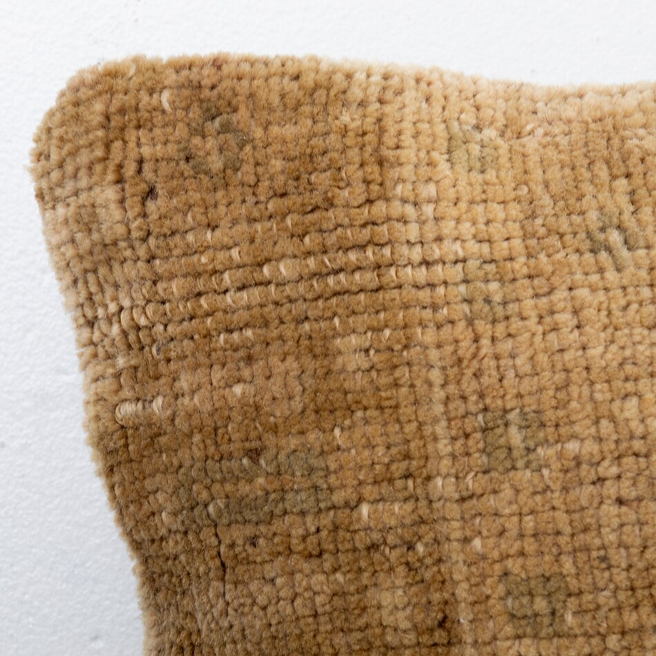 antique art accessories   