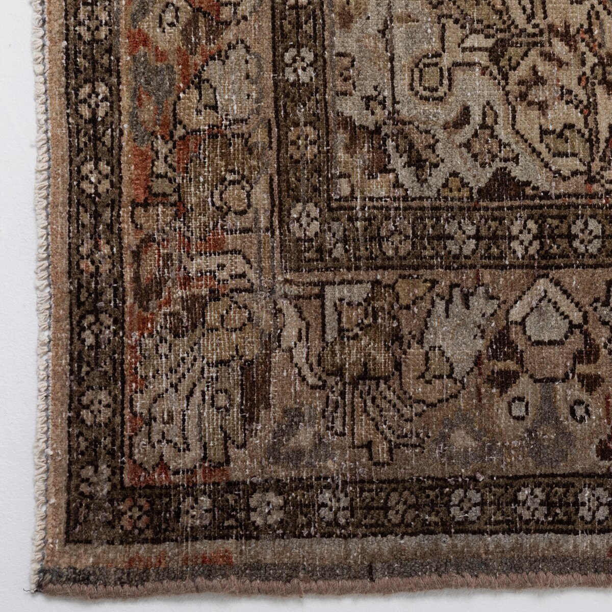 antique art accessories