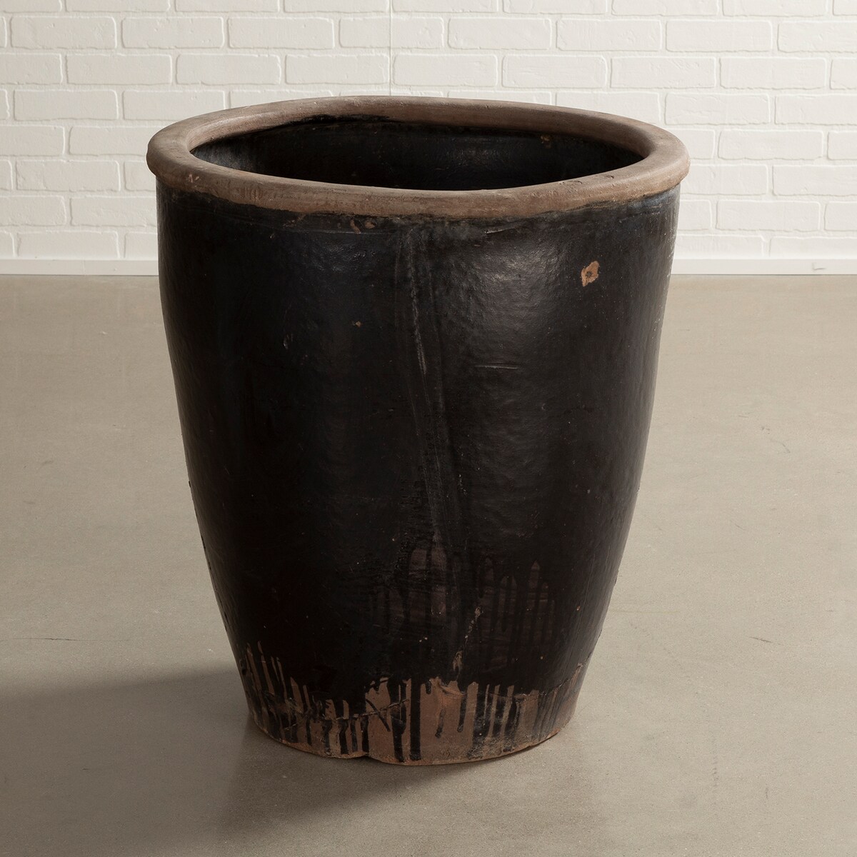 antique art accessories