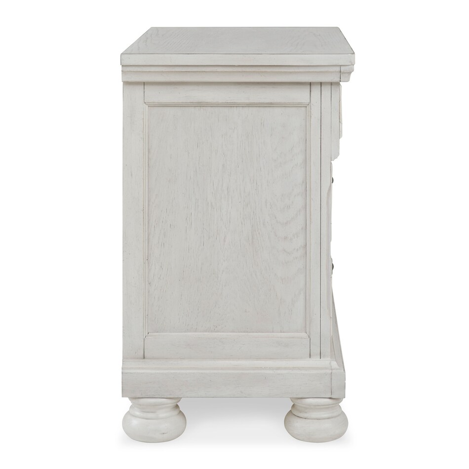 antique white traditional bedroom   