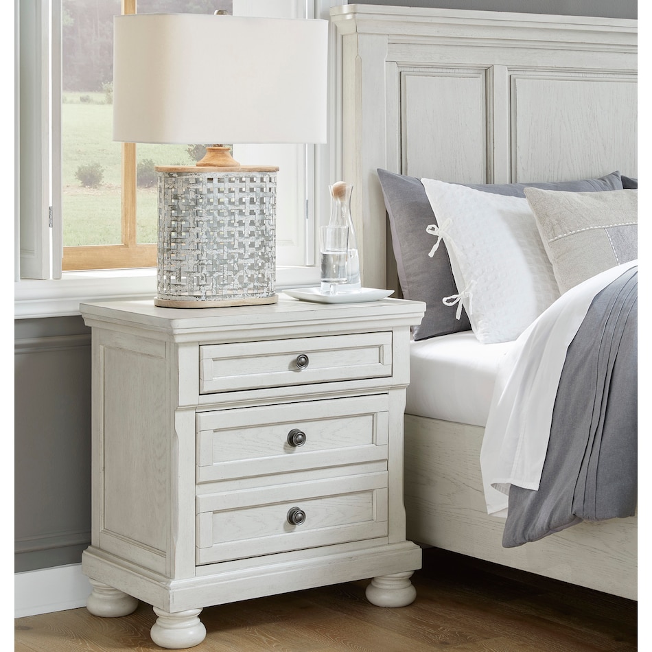 antique white traditional bedroom   