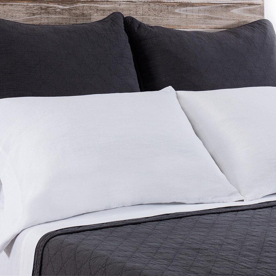august haven bedding   
