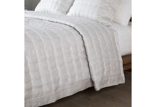 august haven bedding