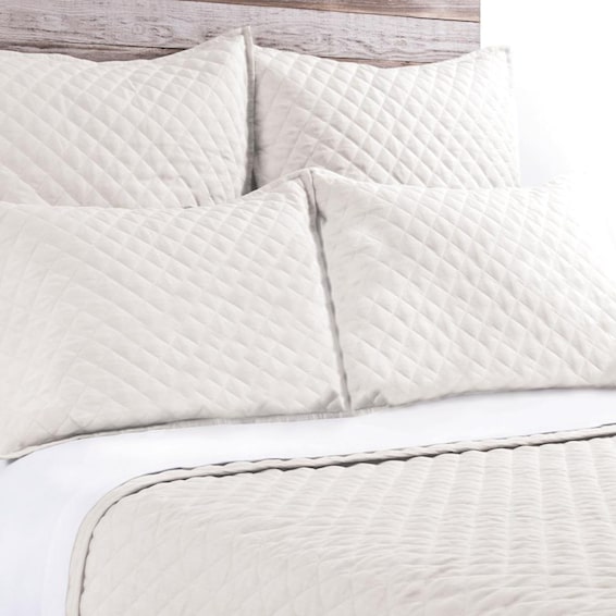 Hampton Cream King Coverlet