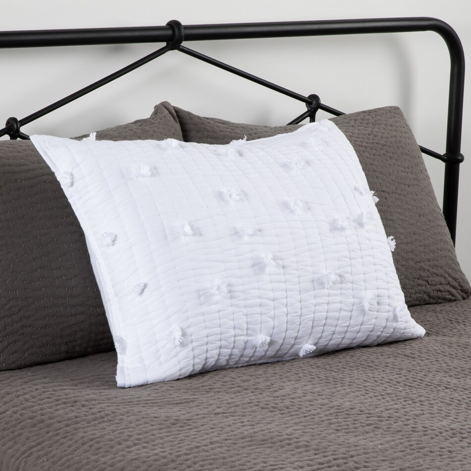 august haven bedding   