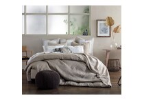 august haven bedding   