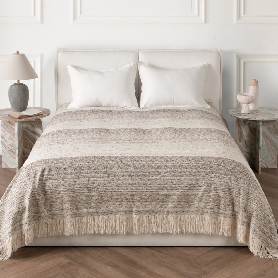 august haven bedding   