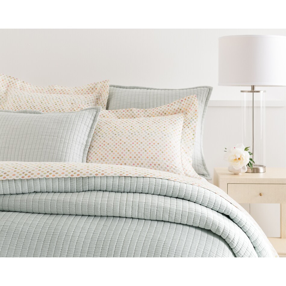 august haven bedding   