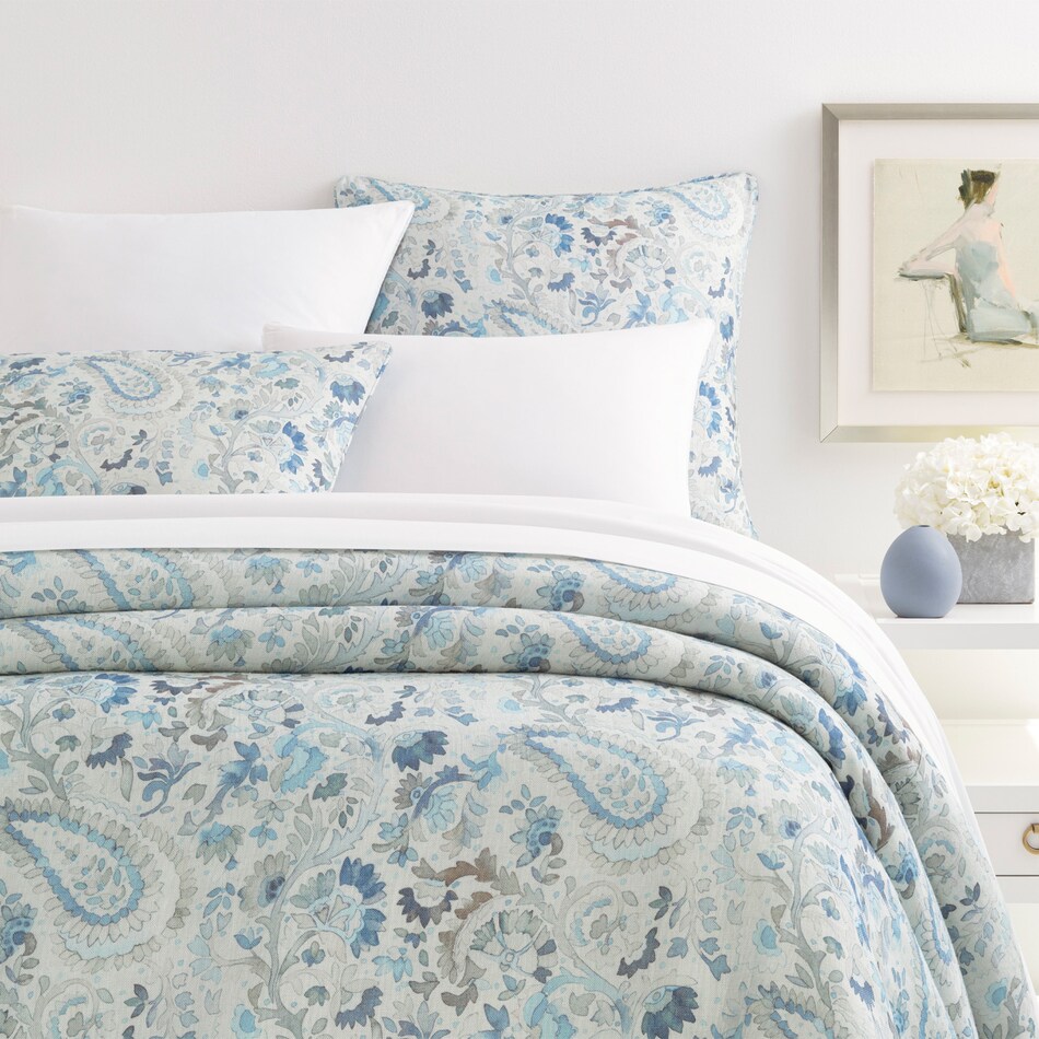 august haven bedding   