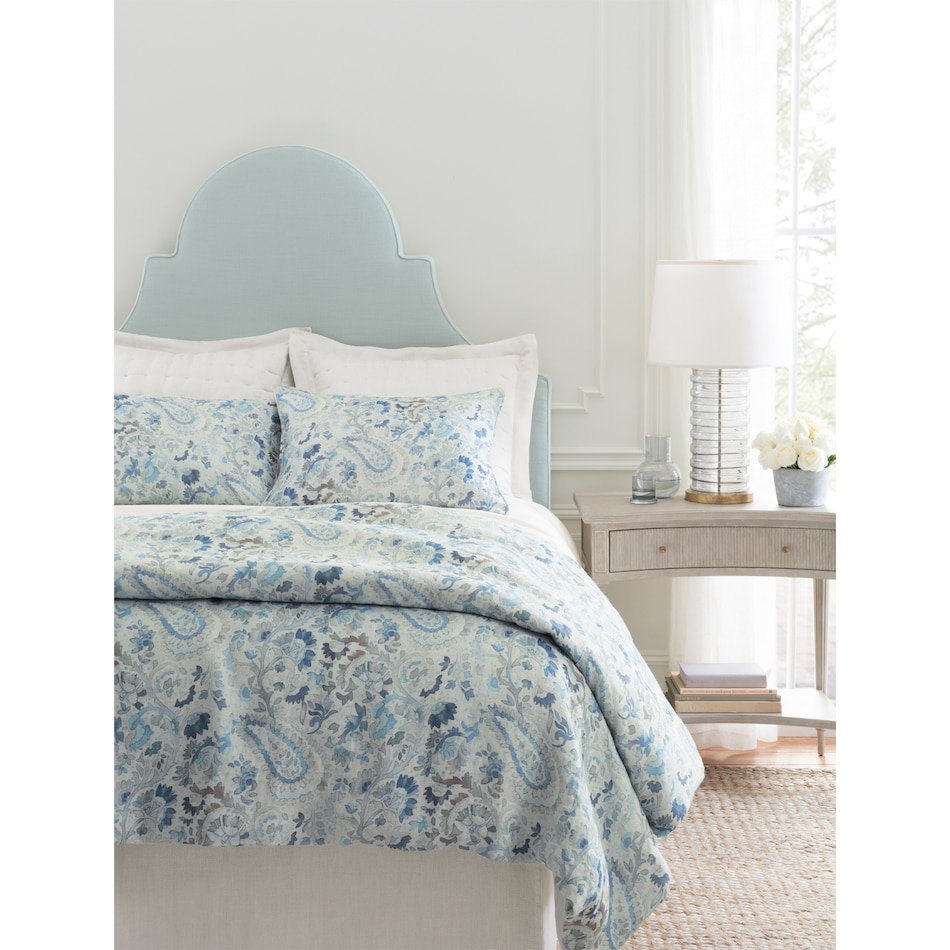 august haven bedding   