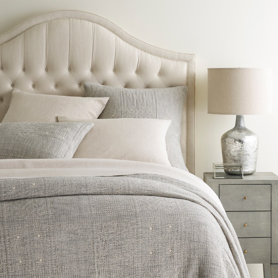 august haven bedding   