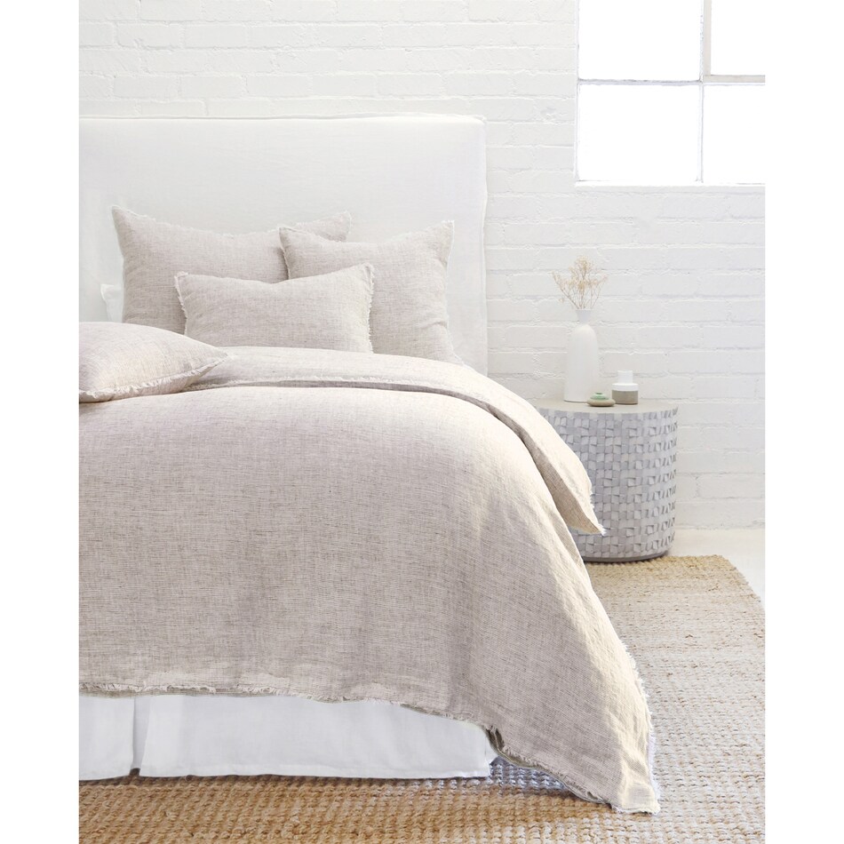 august haven bedding   