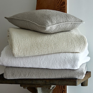 Queen Coverlet White
