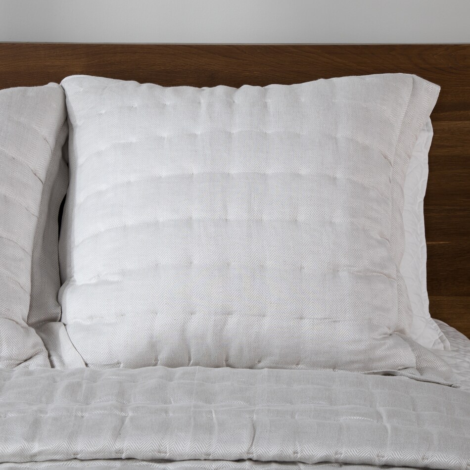 august haven bedding   