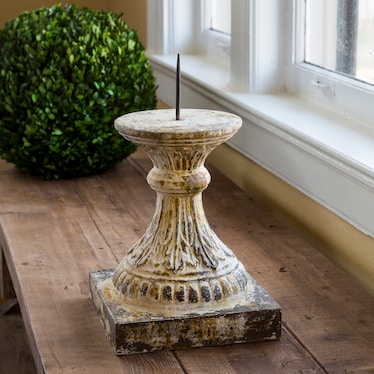 Pedestal Holder - Medium