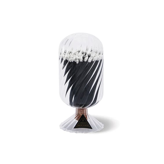 Match Cloche - Tuxedo Helix