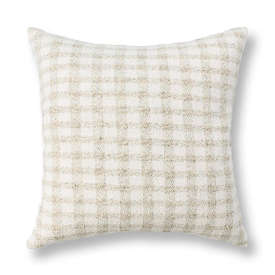 august haven pillows etc   