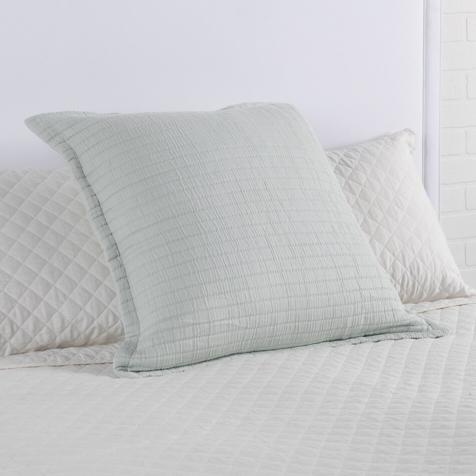 august haven pillows etc   