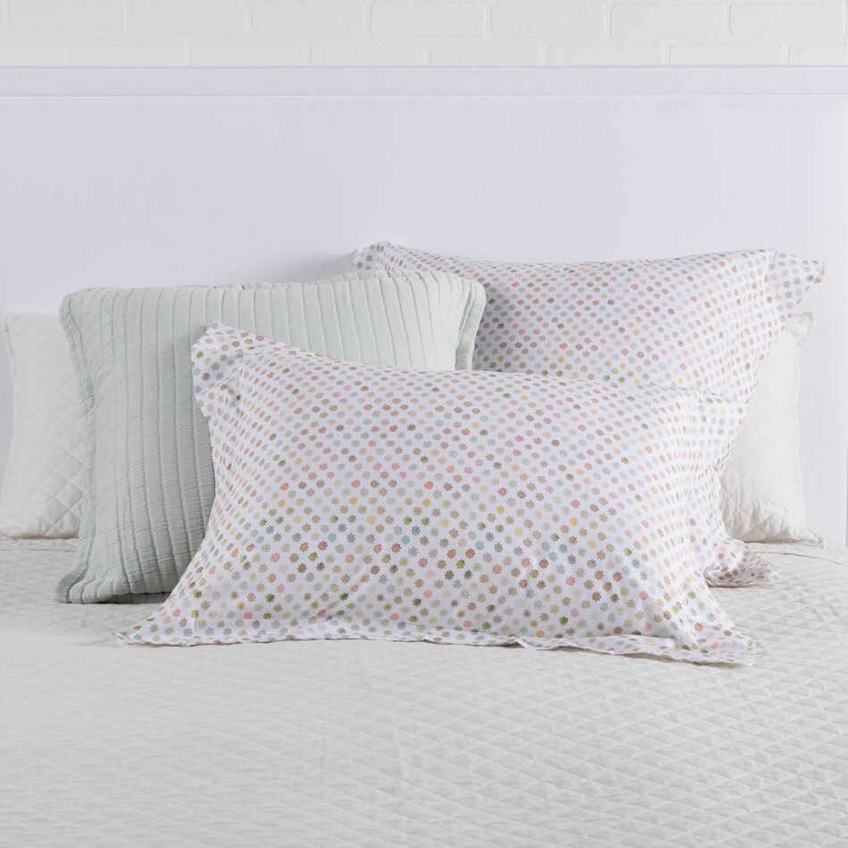 august haven pillows etc   