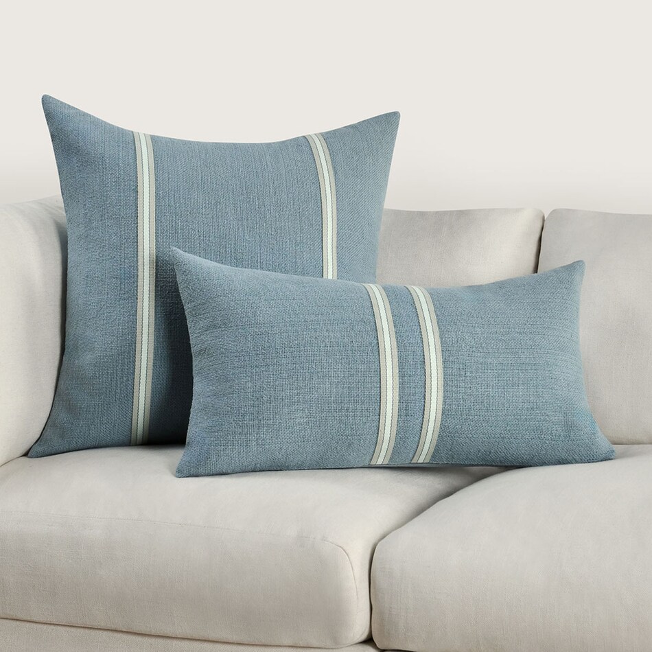 august haven pillows etc   