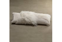 august haven pillows etc   