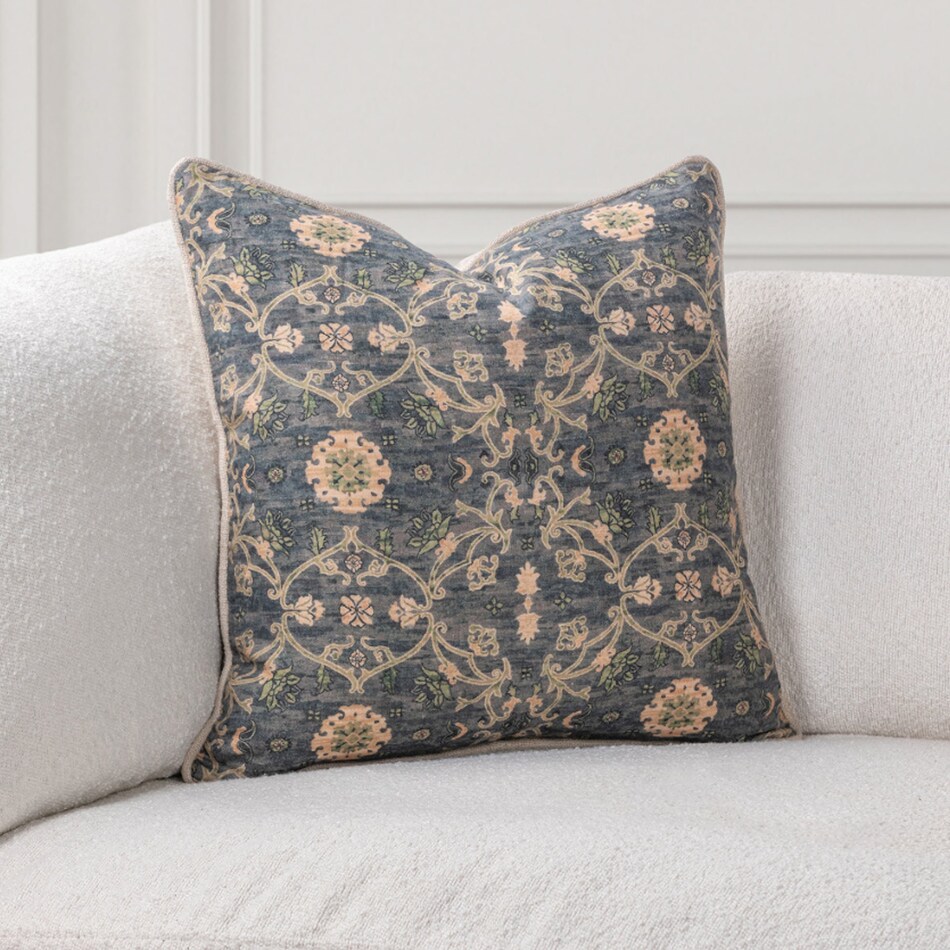 august haven pillows etc   