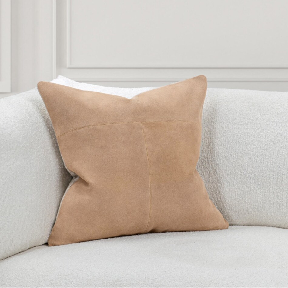 august haven pillows etc   