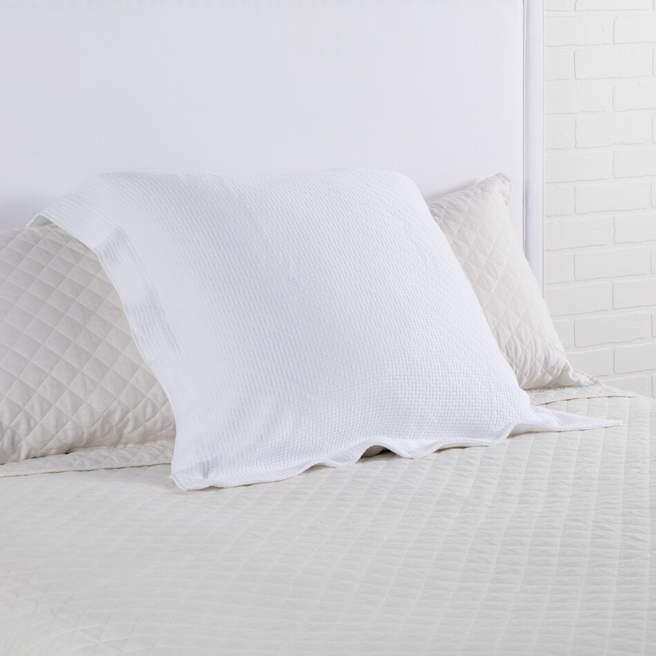 august haven pillows etc   